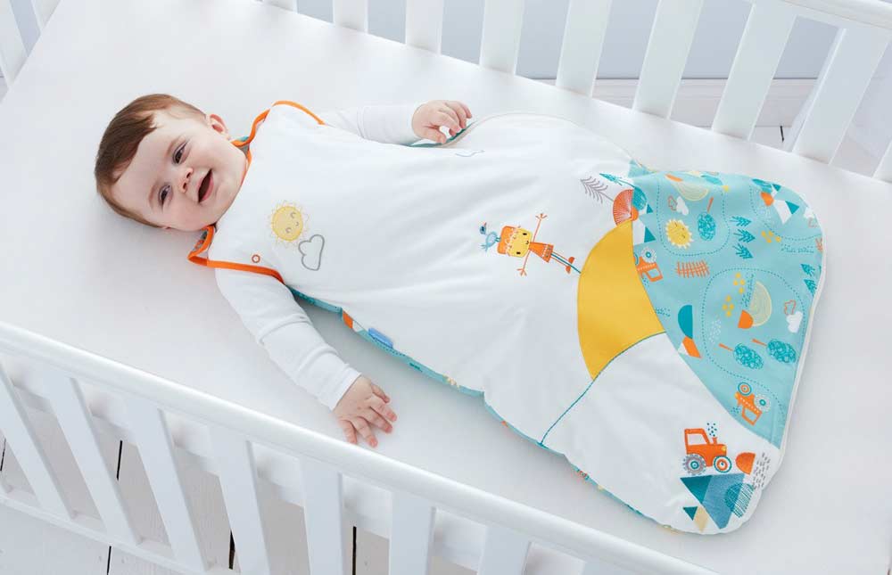 Crea tu propio saco de dormir para bebé con tu máquina de coser