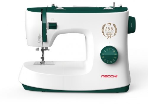 Máquina de coser NECCHI K121A